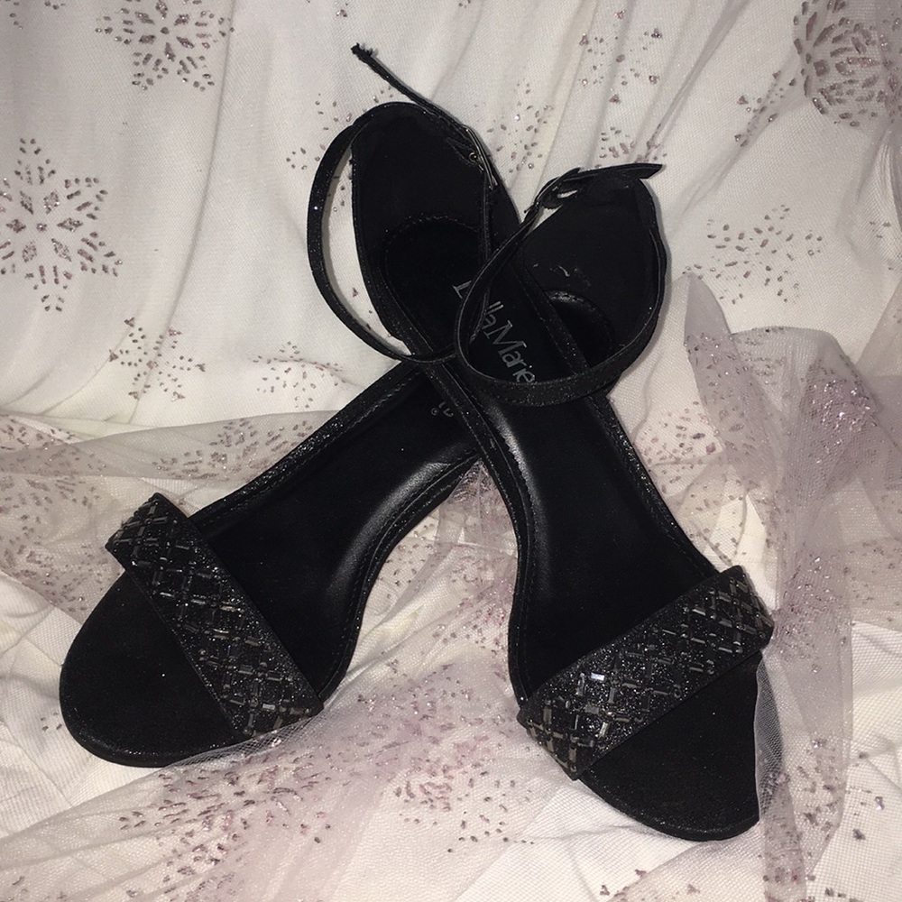 Bella Marie Black Heels